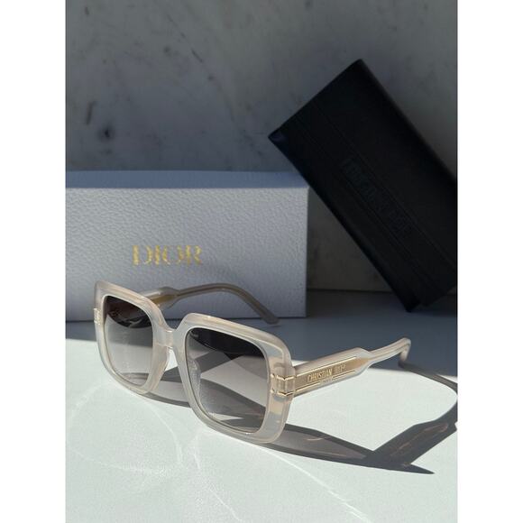 NEW Dior Signature S11F Square Sunglasses in Milky White